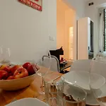 Red Apple Apartman Trieszt